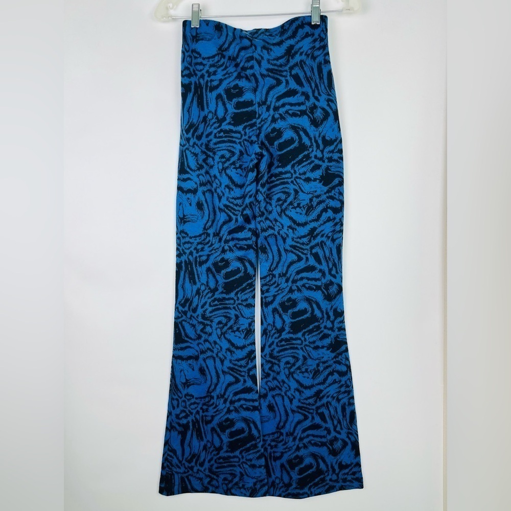 Urban Outfitters Bryn Pull On Flare Pants Blue And Black Swirl Print - Picture 5 of 7
